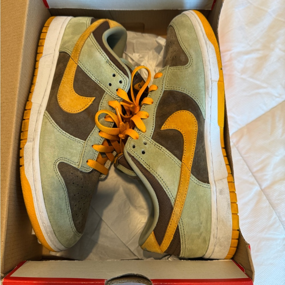 Nike Dunk SE Low Dusty Olive and Mustard Sneakers